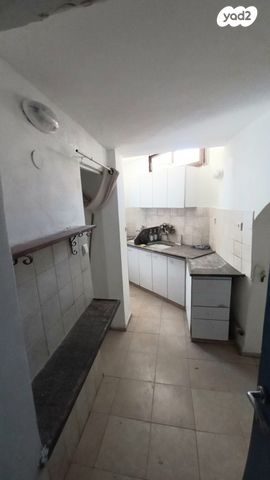 דירת גן, תרפ"ט, העיר העתיקה, צפת