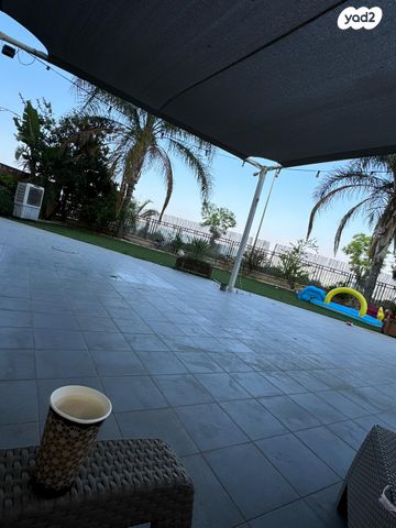 דירת גן, רקפת, נווה נוי, נתיבות