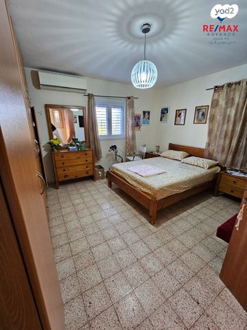 דירה, שדרות רש"י 12, קיבוץ גלויות, קרית מלאכי