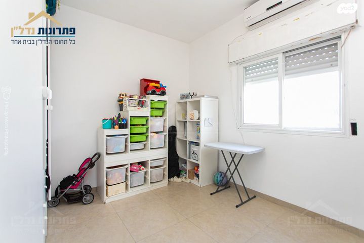 דירה, שדרות טרומפלדור, נווה שאנן, חיפה