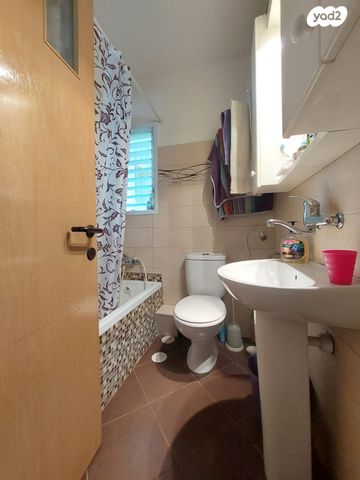 גג/ פנטהאוז, שושן, גני אביב, לוד