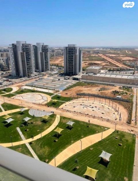 גג/ פנטהאוז, יוסף אבו, נתיבות מערב, נתיבות