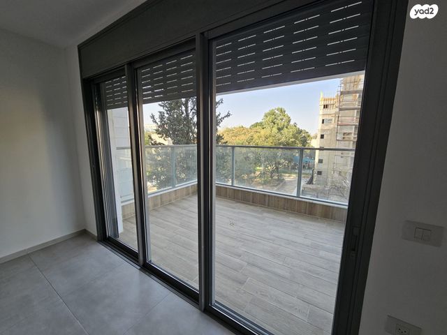 דירה, שדרות ששת הימים 50, נווה אליעזר וכפר שלם מזרח, תל אביב יפו