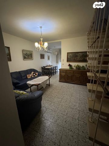 בית פרטי/ קוטג', מ"ג, רמת ורבר, פתח תקווה