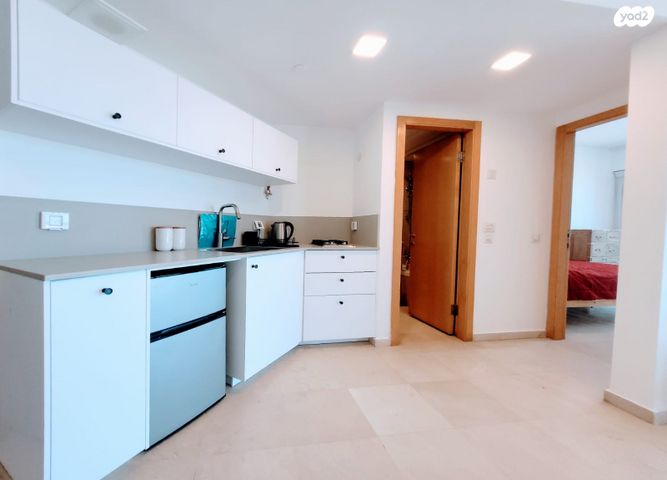 דירה, הרצליה