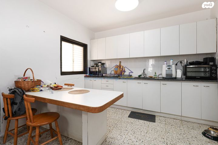 דירה, שדרות ניצה 22, צפון מערב מרכז העיר, נתניה