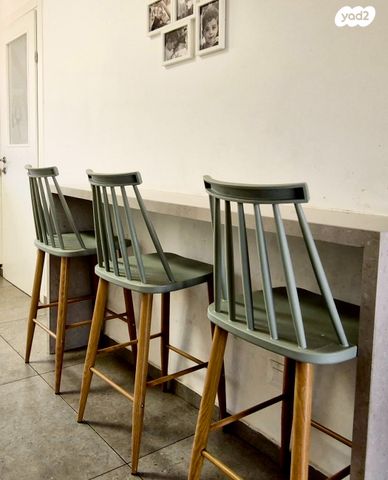 דירה, צור הדסה