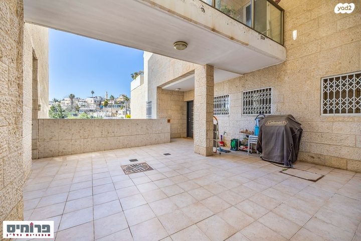 דירה, ברכה צפירה, רמת שרת, ירושלים