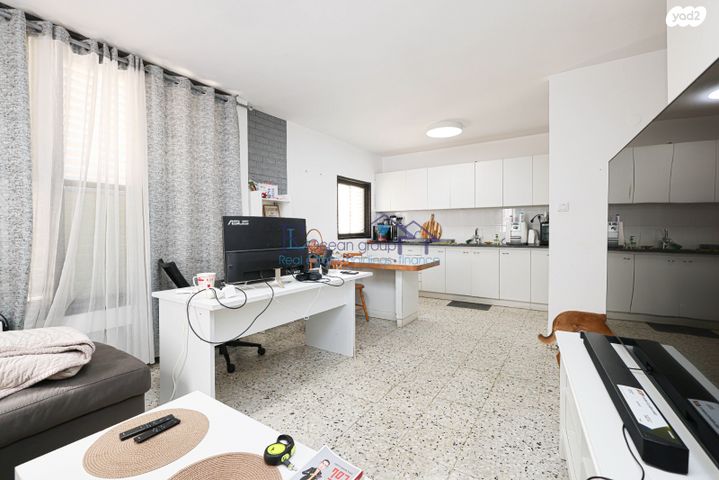 דירה, שדרות ניצה 22, צפון מערב מרכז העיר, נתניה