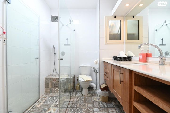 גג/ פנטהאוז, טבריה