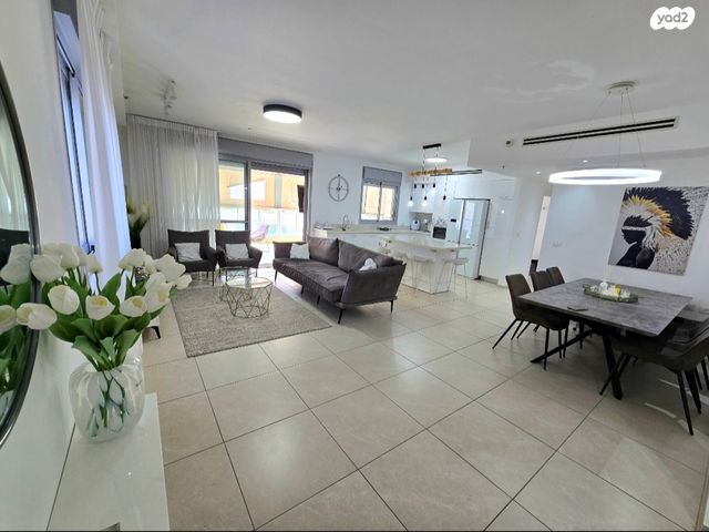 דירה, הגר"א, רמת חן ובן ציון, נתניה