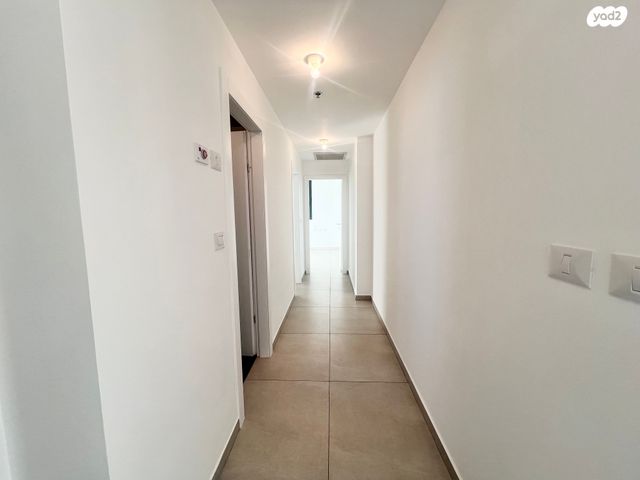 דירה, אמנון ליפקין שחק 1, נוף הטיילת, נתניה