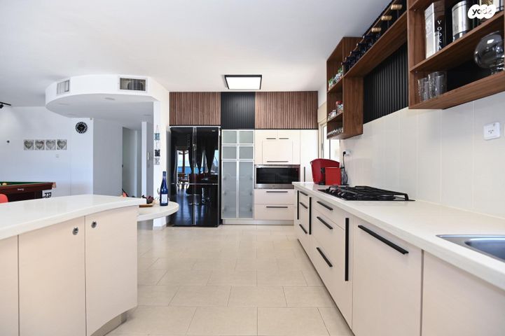 גג/ פנטהאוז, טבריה