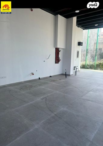 חנויות/ שטח מסחרי, פתח תקווה, מרכז העיר דרום, נתניה