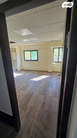 משרדים, רמת ישי