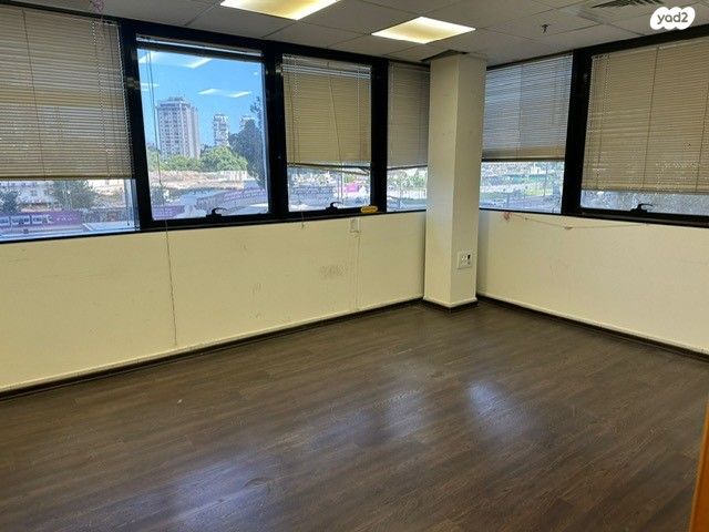 משרדים, מונטיפיורי, הרכבת, תל אביב יפו