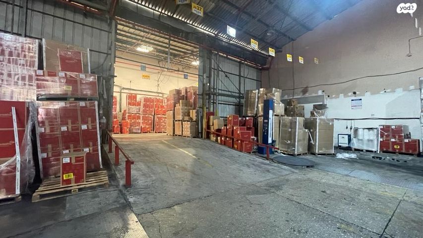 מחסנים, רמת אליהו, ראשון לציון