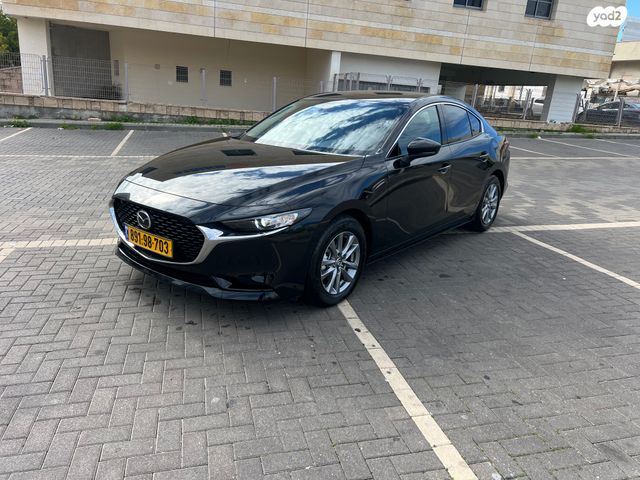 מודעת רכב מאזדה 3