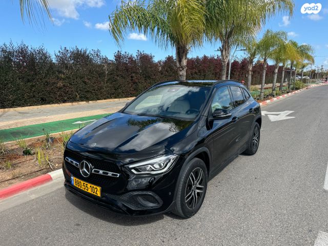 מודעת רכב מרצדס-בנץ GLA