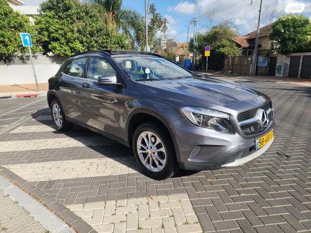 מרצדס-בנץ GLA