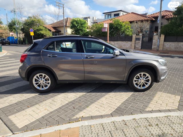 מרצדס-בנץ GLA