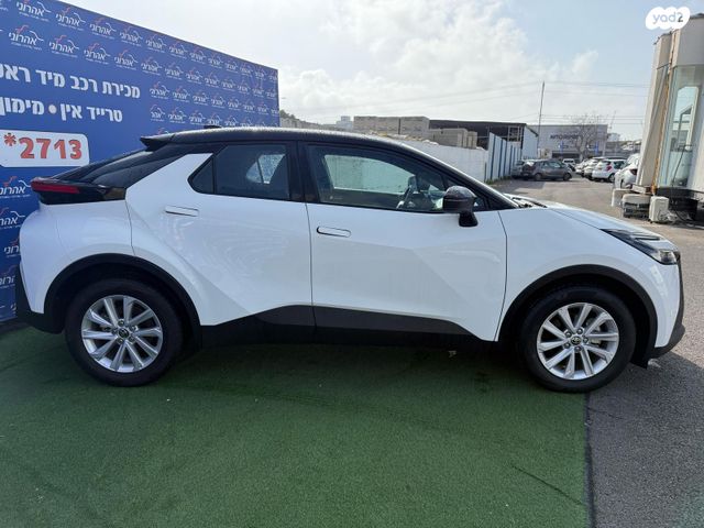טויוטה C-HR