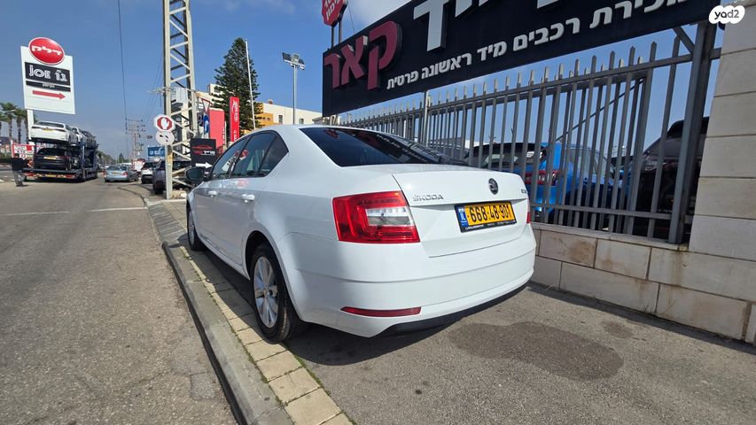 סקודה אוקטביה