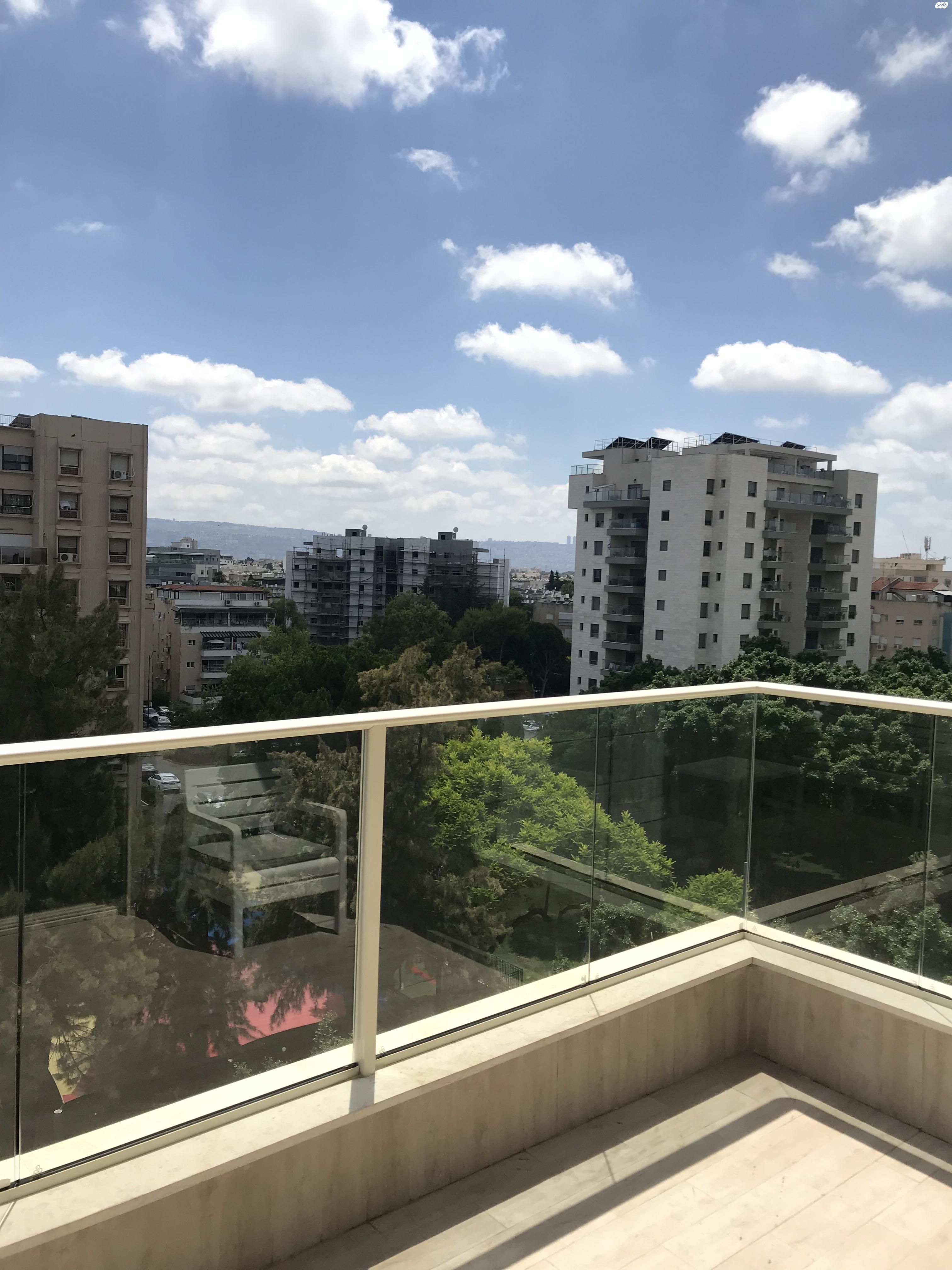 רחל 10