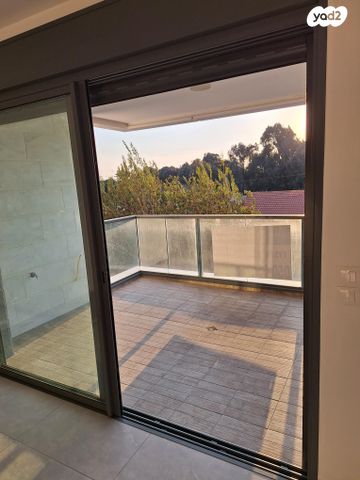 דירה, בר כוכבא 35, נווה ישראל, הרצליה