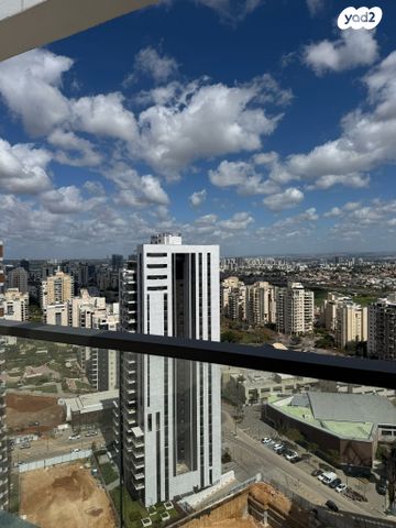 גג/ פנטהאוז, יצחק שמיר 7, רמת הדר, גבעת שמואל