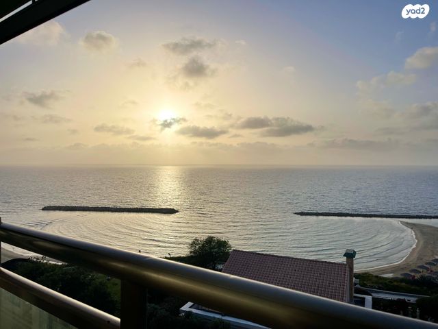 דירה, מתתיהו דנקנר 5, מרכז העיר דרום, נתניה