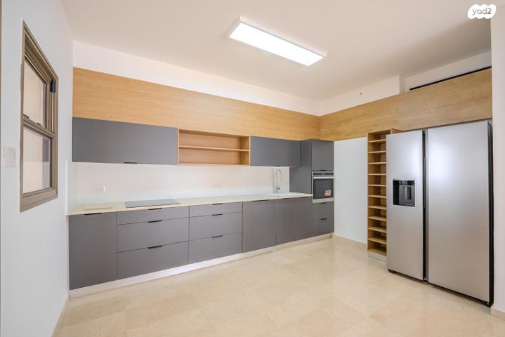 נחלת יצחק 18