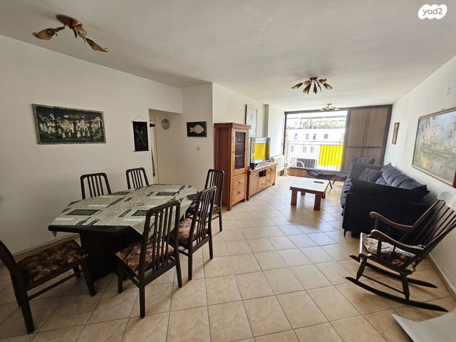 שדרות ירושלים 