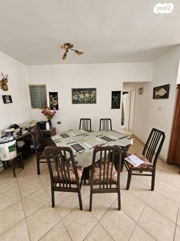 דירה, שדרות ירושלים, צהלון, שיכוני חסכון, תל אביב יפו