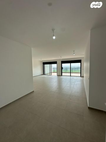 גג/ פנטהאוז, כרמי הנדיב, אחוזת רוטנר, קרית מלאכי