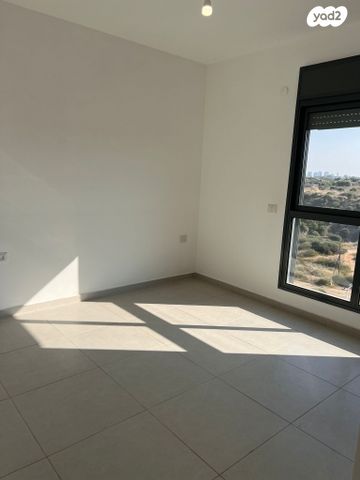 דירה, הדס, קרית אילון, חולון