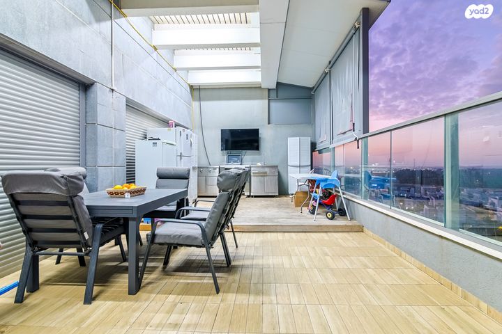 גג/ פנטהאוז, הנרייטה סאלד 4, כרמי גת, קרית גת