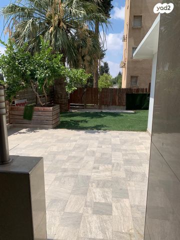 דירת גן, נצרת עילית / נוף הגליל