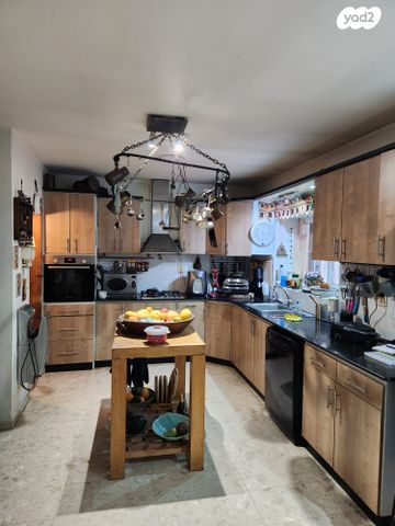 בית פרטי/ קוטג', כפר ורדים