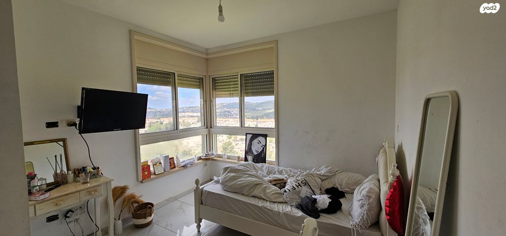 דירה, משלט, מעוז ציון ב', מבשרת ציון