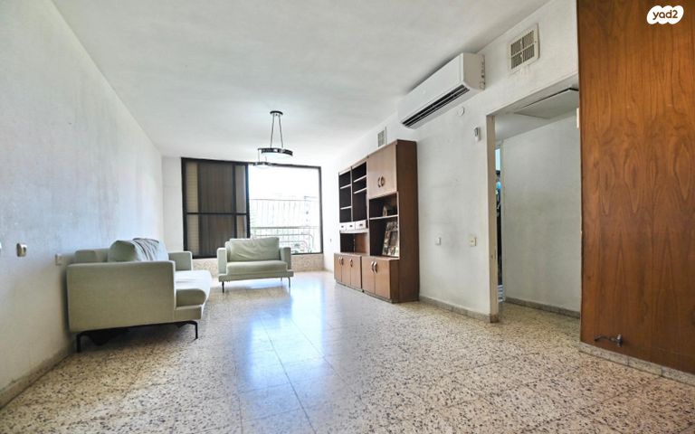 דירה, רמב"ם, ראשון לציון