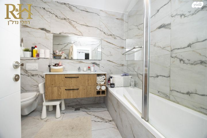 גג/ פנטהאוז, תדהר, המכבים, גבעת זאב