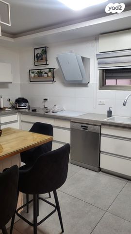 דו משפחתי, כרמיאל