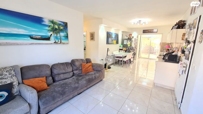 דירת גן, הדולב, גילה, ירושלים