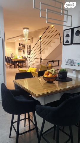 דו משפחתי, כרמיאל