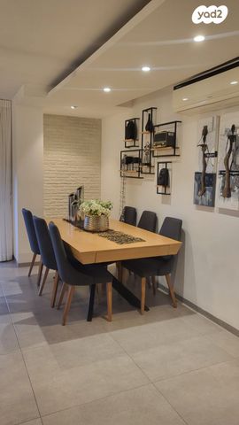 דו משפחתי, כרמיאל