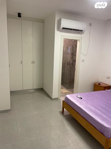 דירה, העלייה 8, נהריה