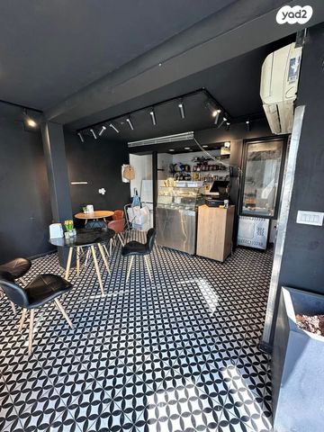 חנויות/ שטח מסחרי, הדשנים, אזור תעשיה מפרץ, חיפה