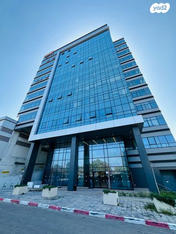 משרדים, חדרה