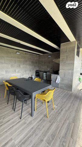 גג/ פנטהאוז, דובדבן 13, לב העמק, עפולה